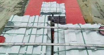 中卫 芝麻白仿形加直形路沿石出货日常