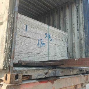 中卫 芝麻白花岗岩石材3.0公分光面毛板装柜出货