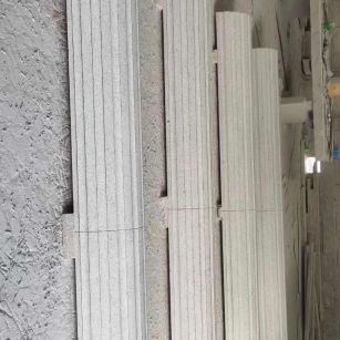 中卫 花岗岩厂家带你看白麻花岗岩门楼大柱柱皮