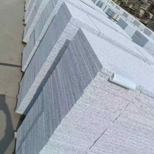 中卫 白麻荔枝面花岗岩地铺石