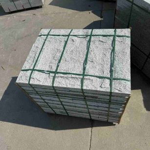 中卫 白麻花岗岩石材自然面蘑菇石成品