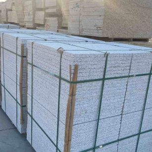 中卫 白麻花岗岩荔枝面地铺石