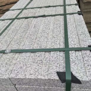 中卫 白麻花岗岩直行盲道石，盲条，地铺石