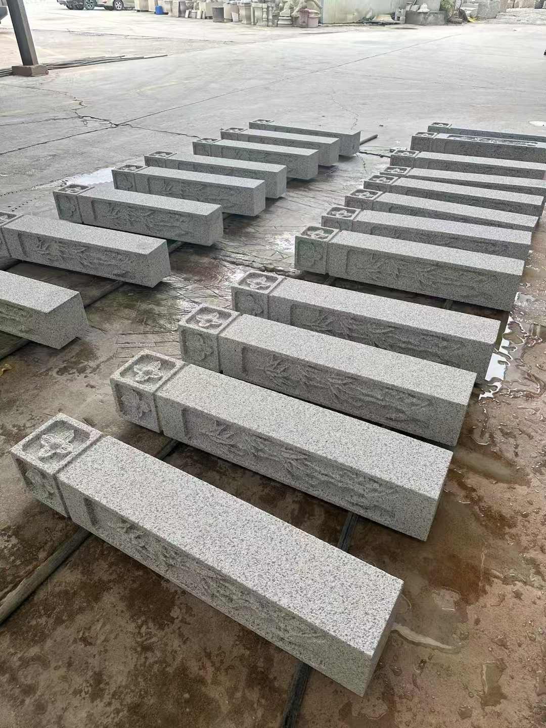 中卫 白麻方柱雕花防水