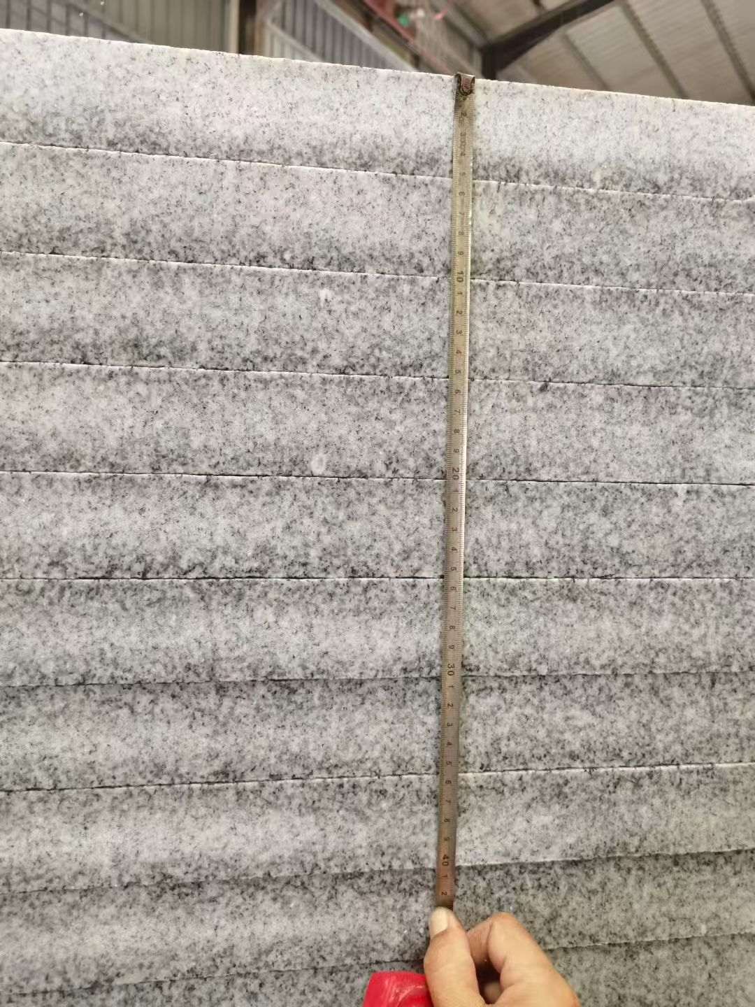 中卫 芝麻白火烧成品厚薄均匀，B料价格接近A料质量