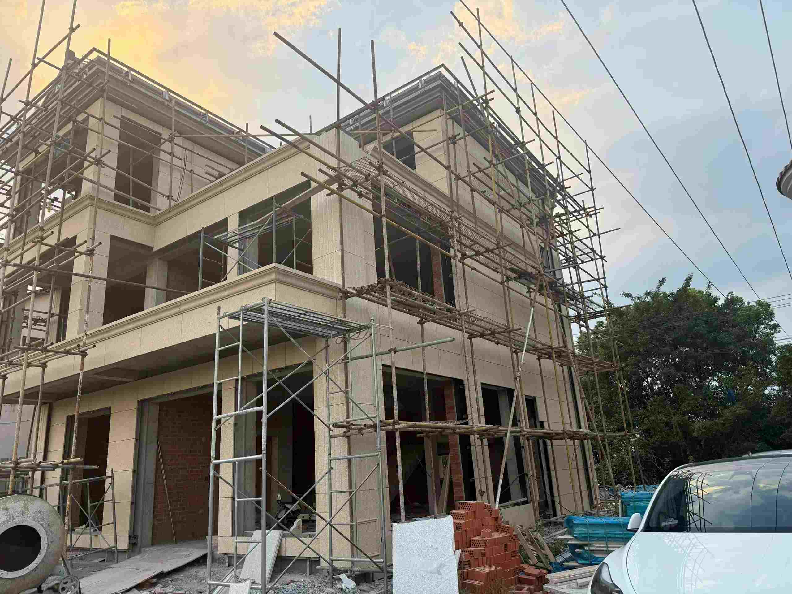 中卫 黄金麻荔枝面花岗岩外墙干挂