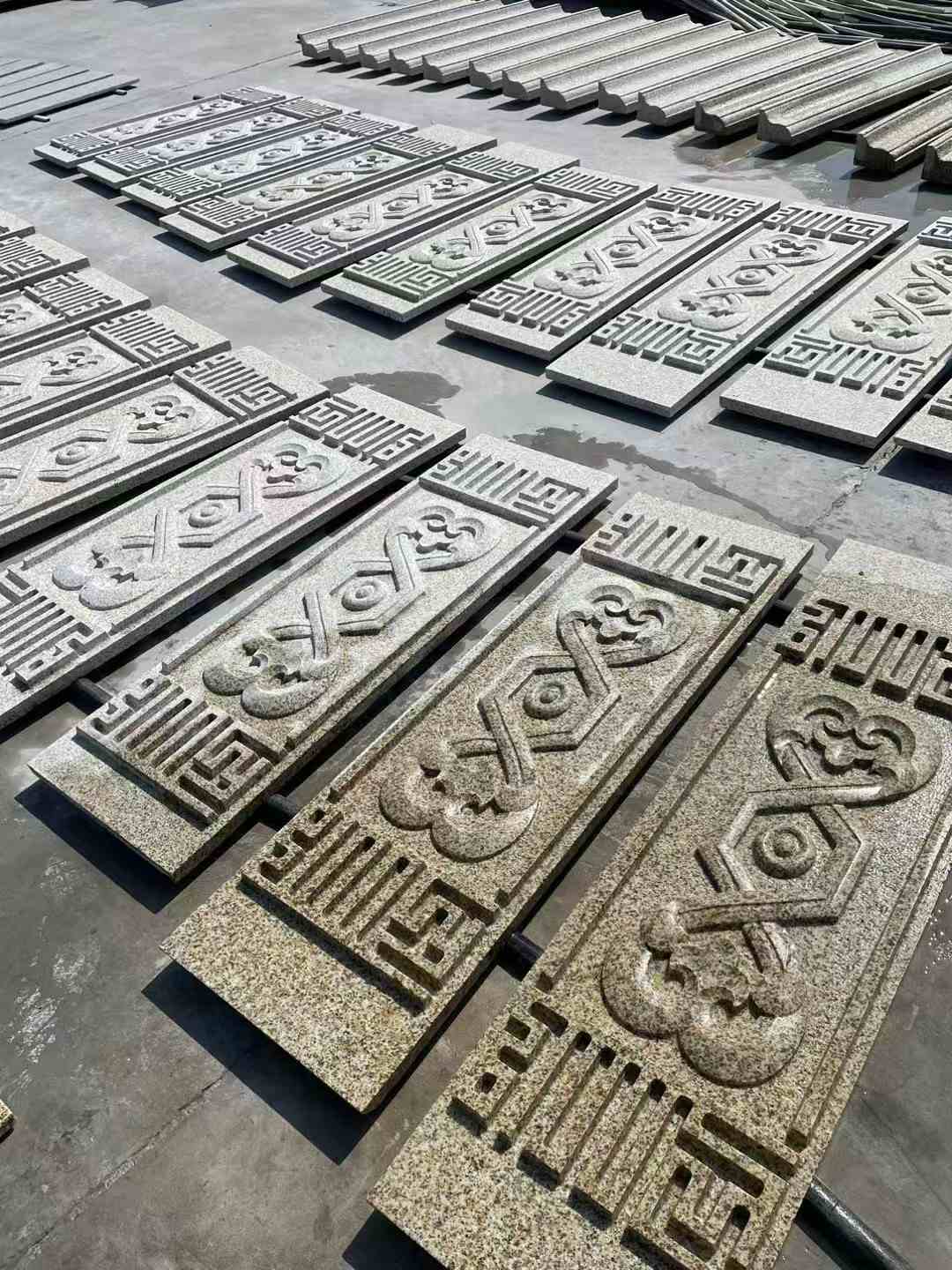 中卫 黄金麻花岗岩外墙雕刻板