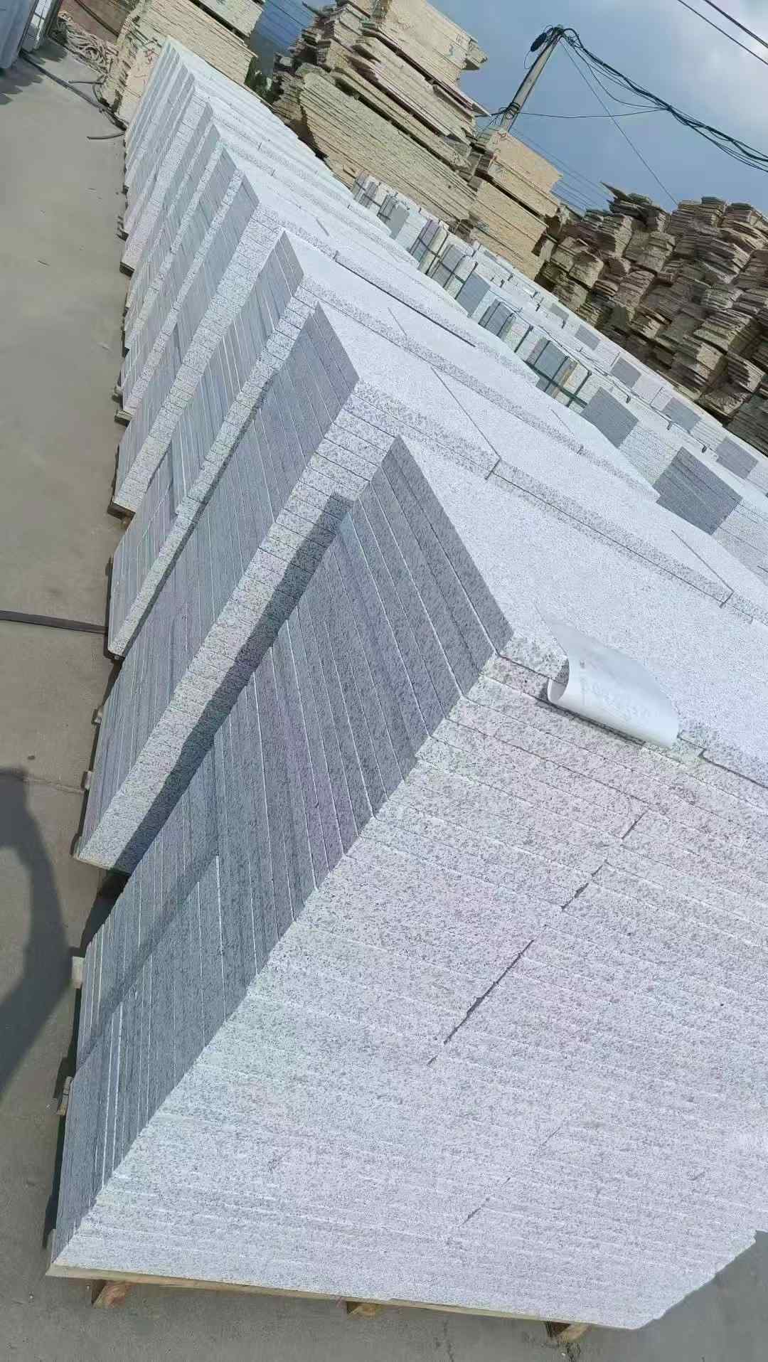 中卫 白麻荔枝面花岗岩地铺石