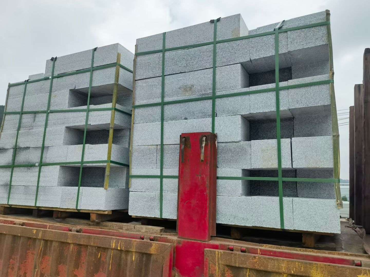 中卫 芝麻白花岗岩路沿石，平石，路侧石，马路牙子，路缘石，立缘石，平缘石等