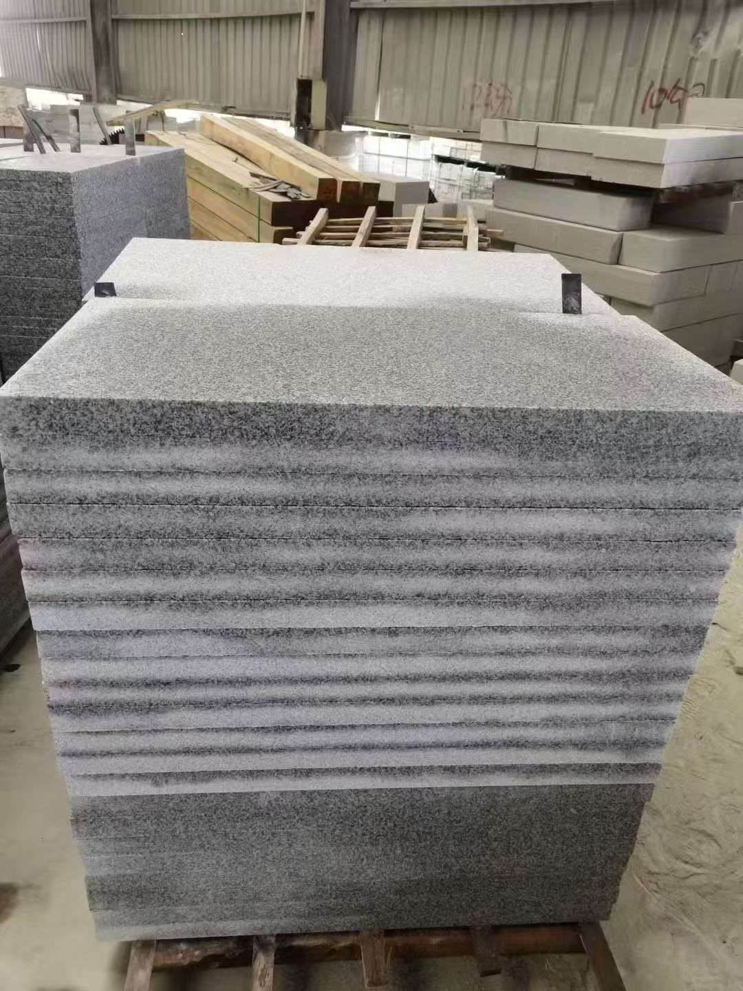 中卫 芝麻白5公分火烧地铺成品，900*400，规格可定制