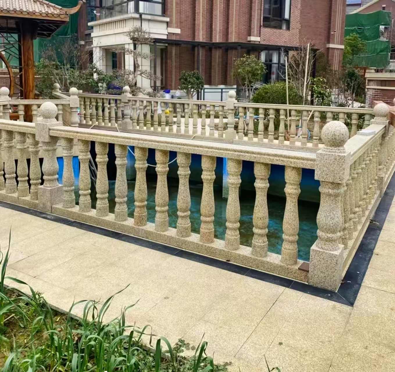 中卫黄金麻花岗岩石材栏杆，扶手，将军柱，花瓶柱