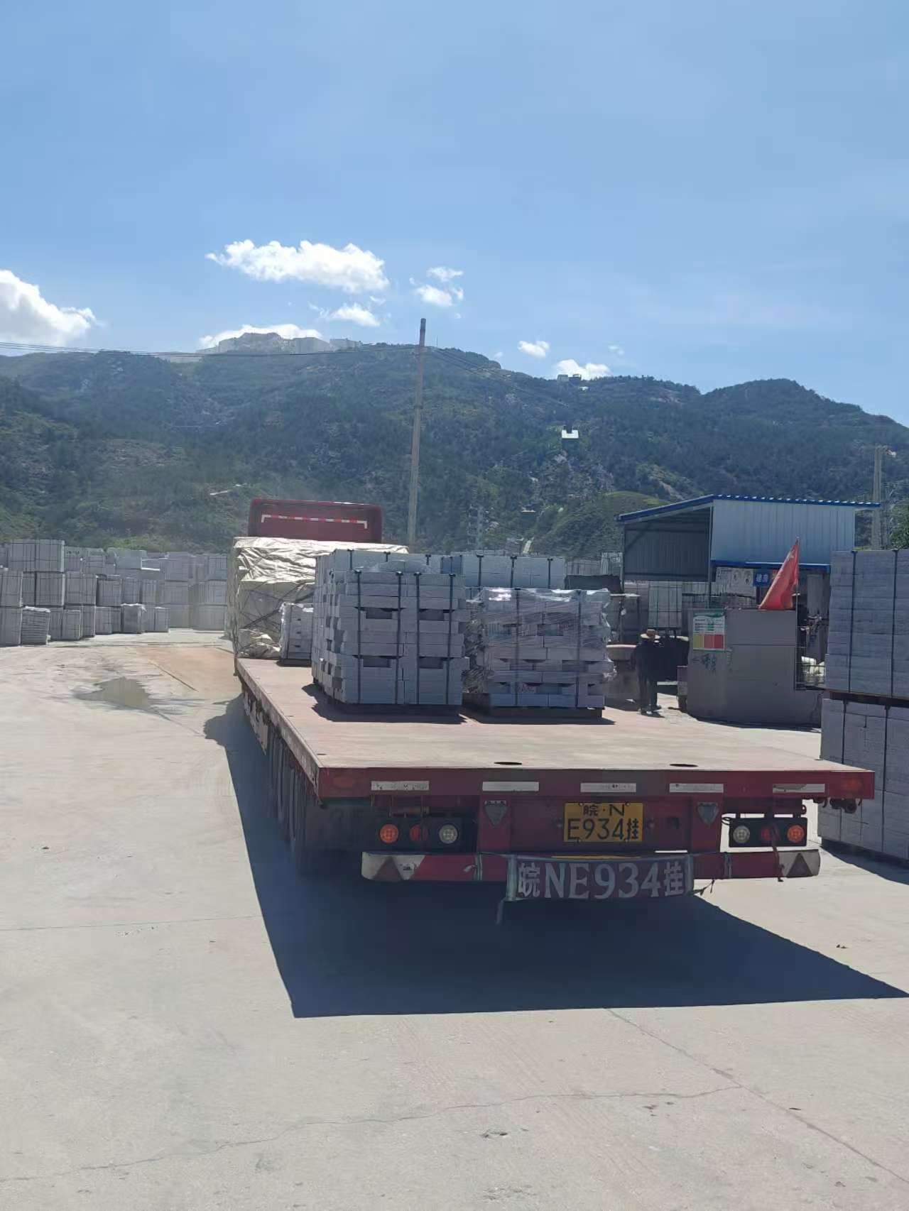 中卫 芝麻白仿形路沿石，直形路沿石