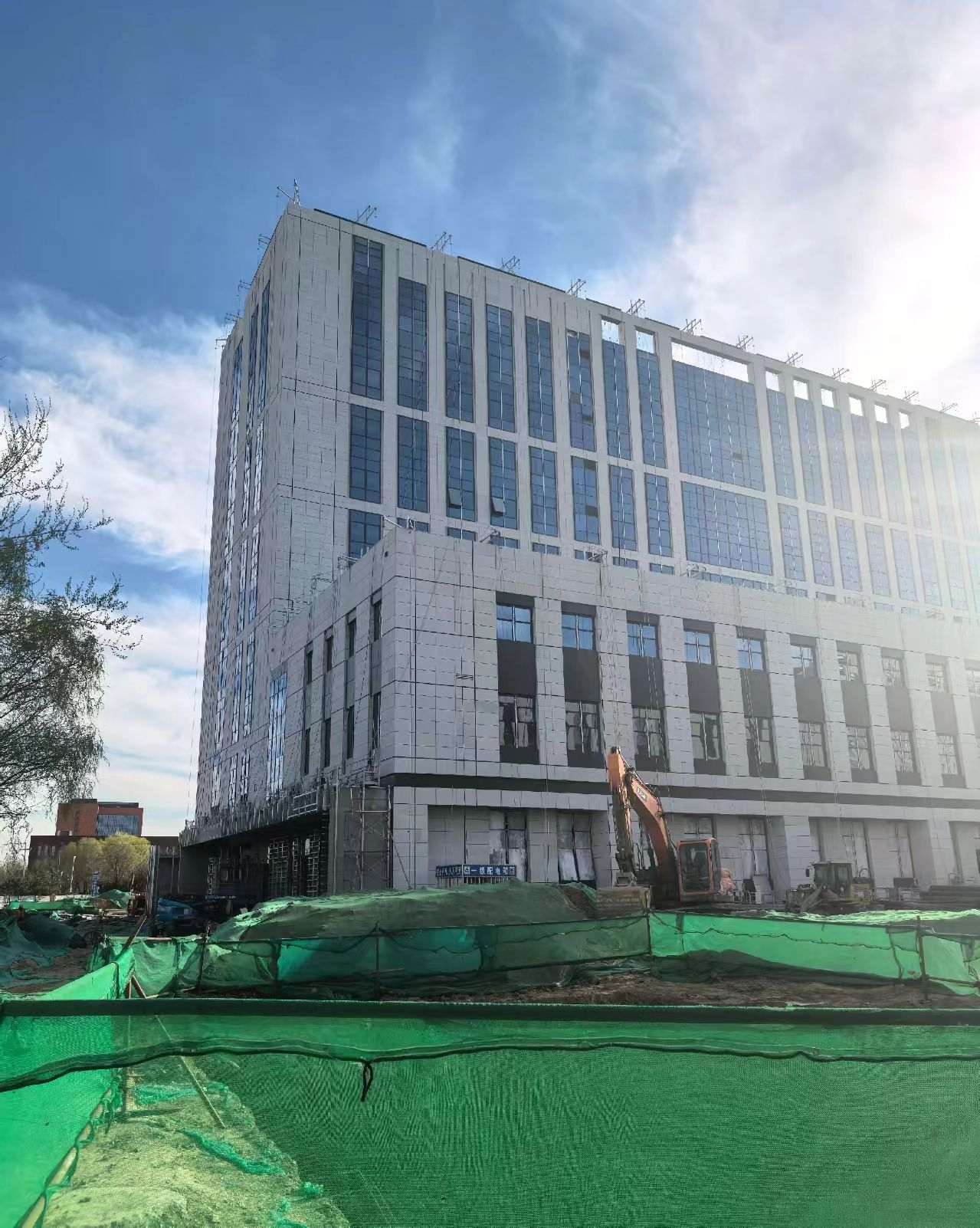 中卫 白麻花岗岩石材外墙干挂